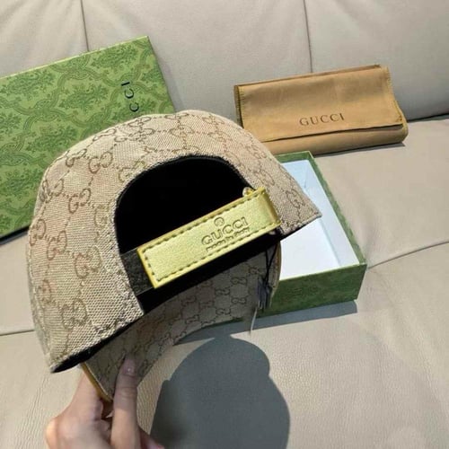 كاب قوتشي ذهبي ملكي (ماستر كوليتي)