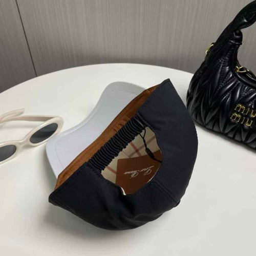 كاب لوربيان الاسود الملكي(ماستر كوليتي)