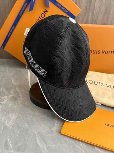 كاب لويس فيتون (ماستر كوليتي)