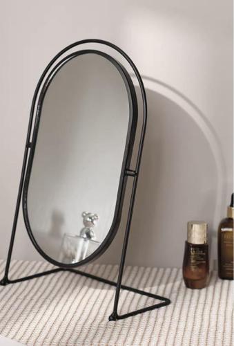 مراية استاند طاولة باطار