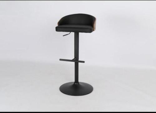 كرسي بار باستم