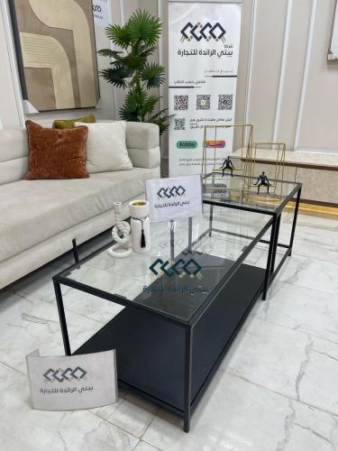 طقم قطعتين وسط معدن