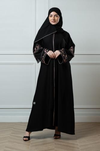 Abaya with wide lines