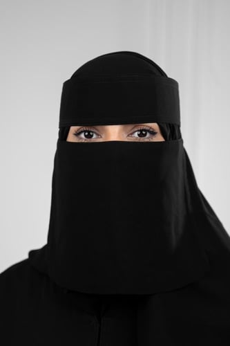 نقاب نسائي من لافينيا مطاط مائل مقوى 12*7 انش