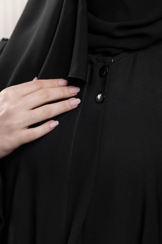 عباية موديل ياقه نص كلوش