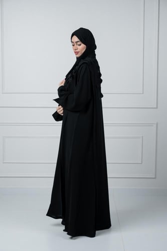 عباية تطريز يدوي كريب ملكي نص كلوش