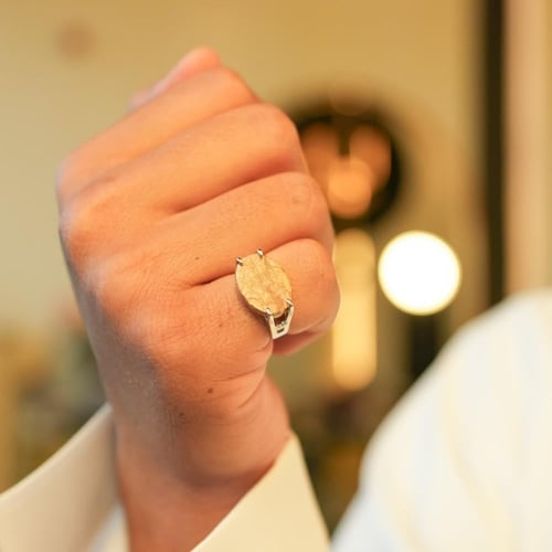 خاتم يمناك خشبي فاتح 232