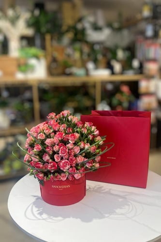 شوكلت هنوفريان و ورد