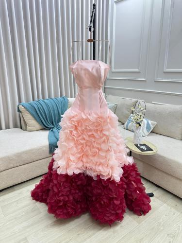 فــســتان لجين : 3 الوان مـيكادو + ورود قص ليزر