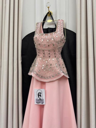 فستان حسناء