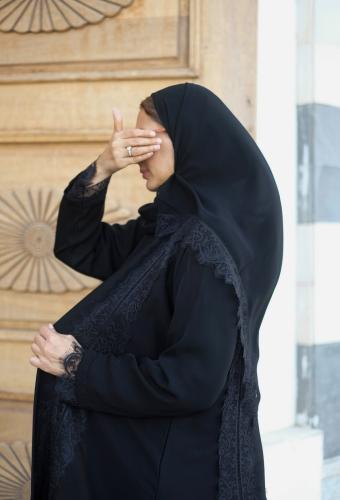 عبايه دانتيل