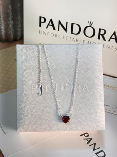 سلسال Pandora الفضي