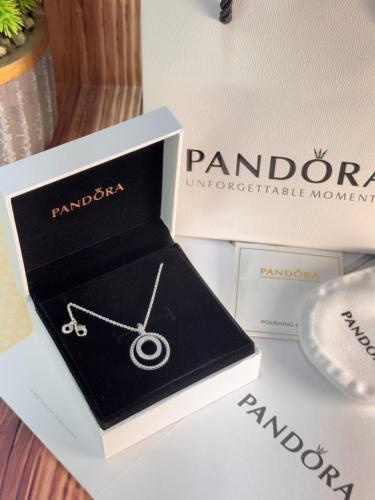 سلسال Pandora الفضي