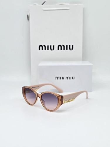 نظارات MIU MIU