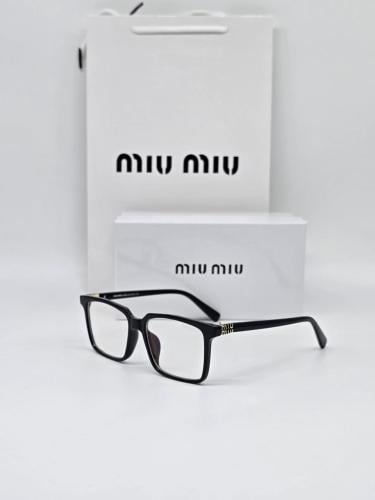 نظارات MIU MIU