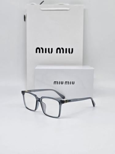 نظارات MIU MIU