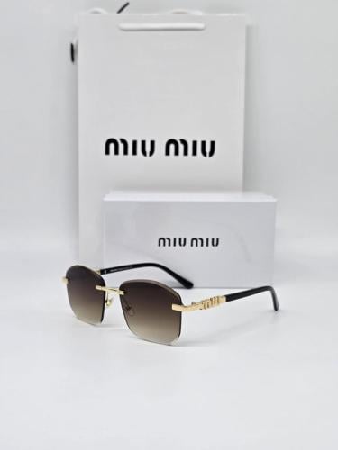 نظارات MIU MIU