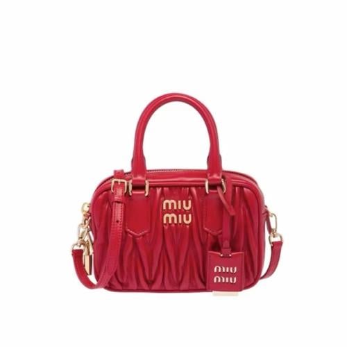 شنطة MIU MIU