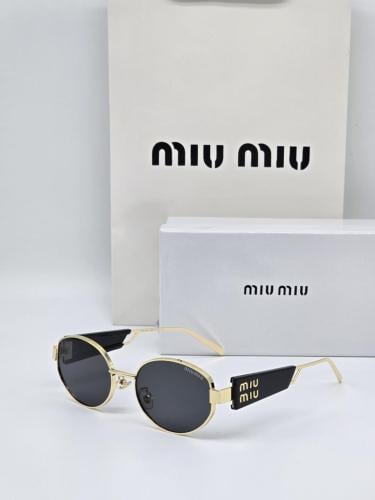 نظارات MIU MIU