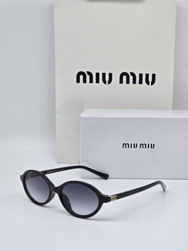 نظارات MIU MIU