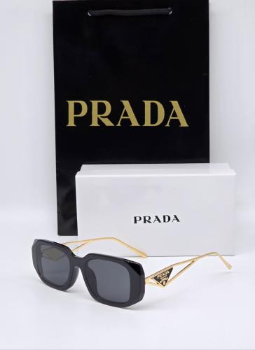 نظارات PRADA