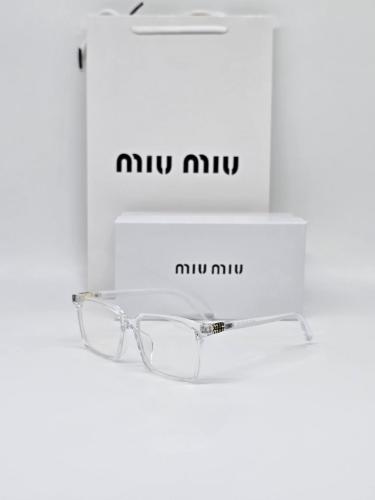 نظارات MIU MIU
