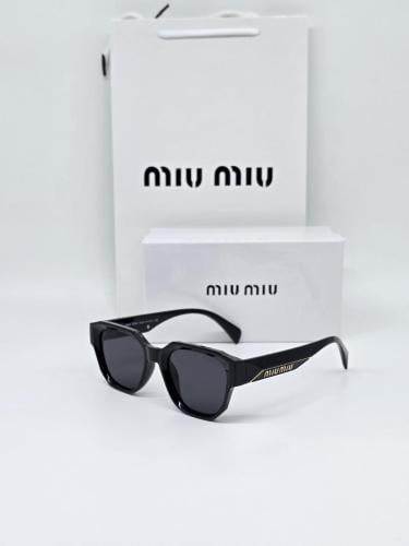 نظارات MIU MIU