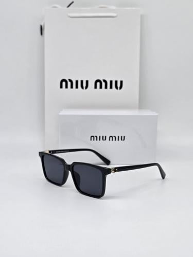 نظارات MIU MIU