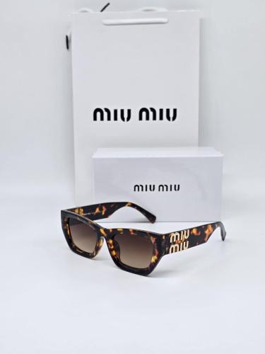 نظارات MIU MIU