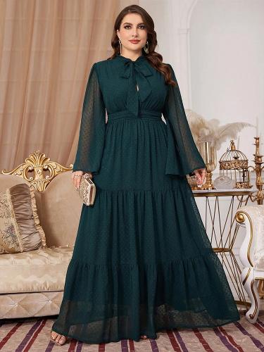 فستان سهرة أخضر