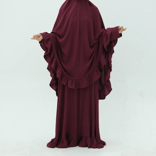 طقم عباية مع تنورة