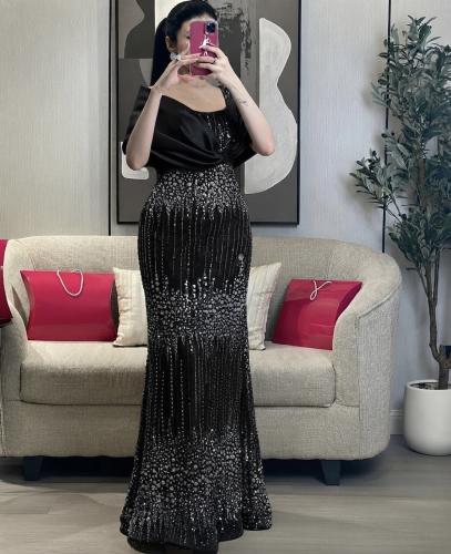 فستان مهاري الأسود