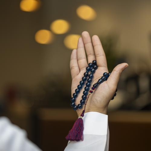 زعفراني كحلي