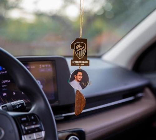 ميدالية سيارة نادي الاتحاد – تصميم أنيق بشعار النا...