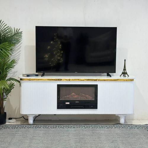 دفاية ديكور لون أبيض مقاس 160 سم