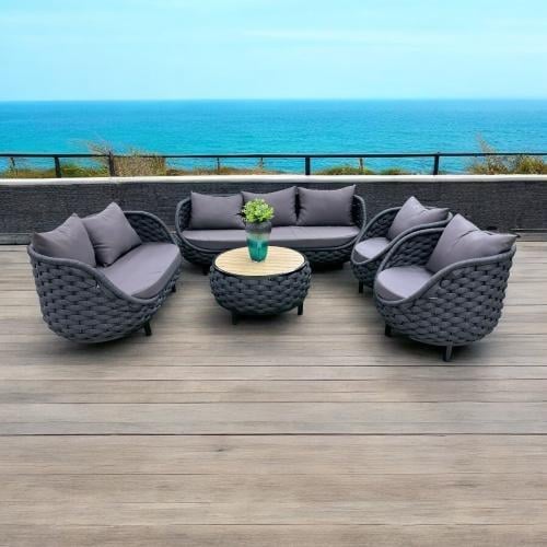 جلسة خارجية 7 اشخاص