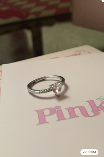 Lighted pink box ring + bag