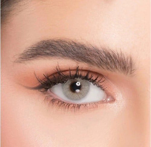 ناتشورال عدسات كور ايفوري