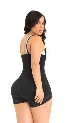 F0047 - مشد طبي نسائي ، قصير