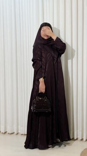 عباية شُموخ