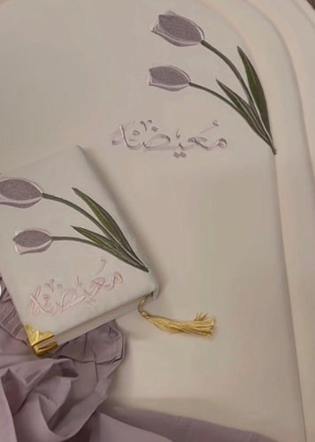 طقم بريق التوليب