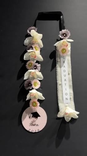 عقد تخرج معى صورة