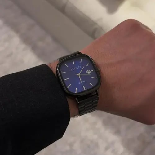 ساعة رجالية LTP اسود ميناء كحلي