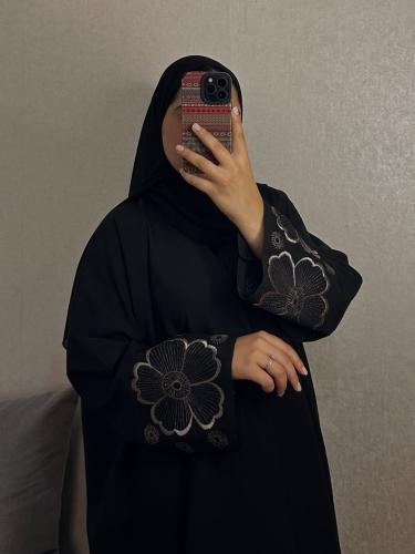 عباية رزان