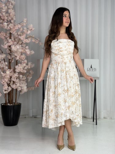 فستان ناعومي