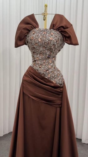 فستان سهره بني مطرز