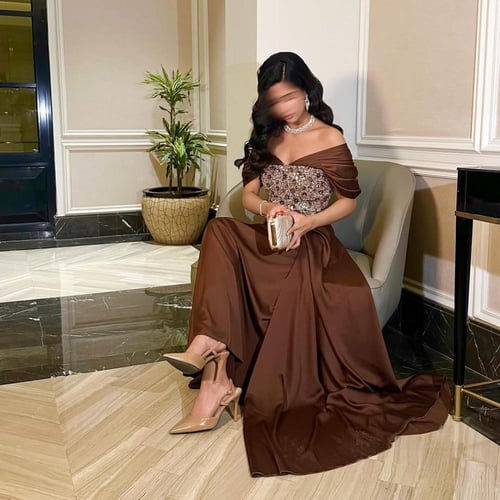 فستان سهره بني مطرز