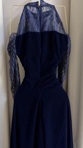 فستان ناعم مخملي