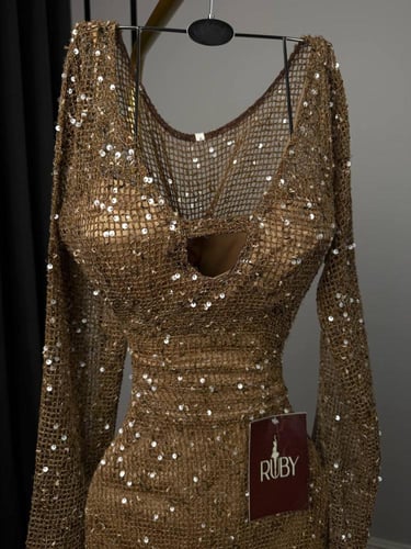 فستان سهره ذهبي