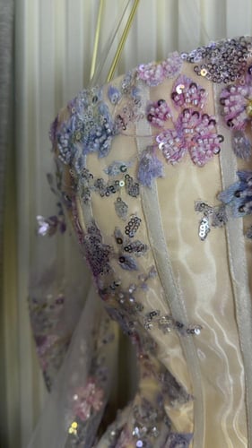 فستان أفراح